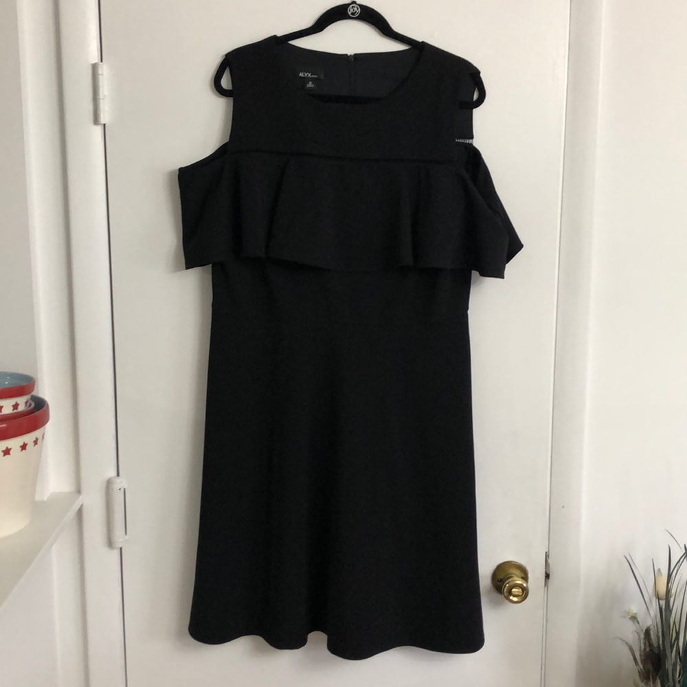 Alyx | black cold shoulder skater dress | size 18